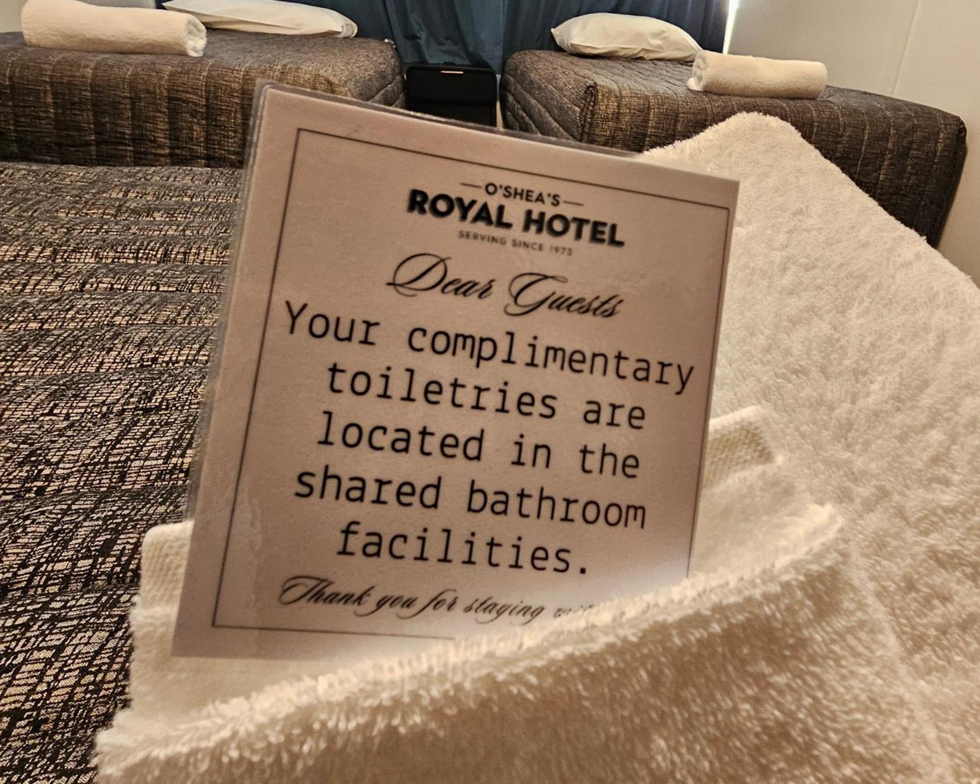O'Shea'S Royal Hotel グンディウィンディ エクステリア 写真