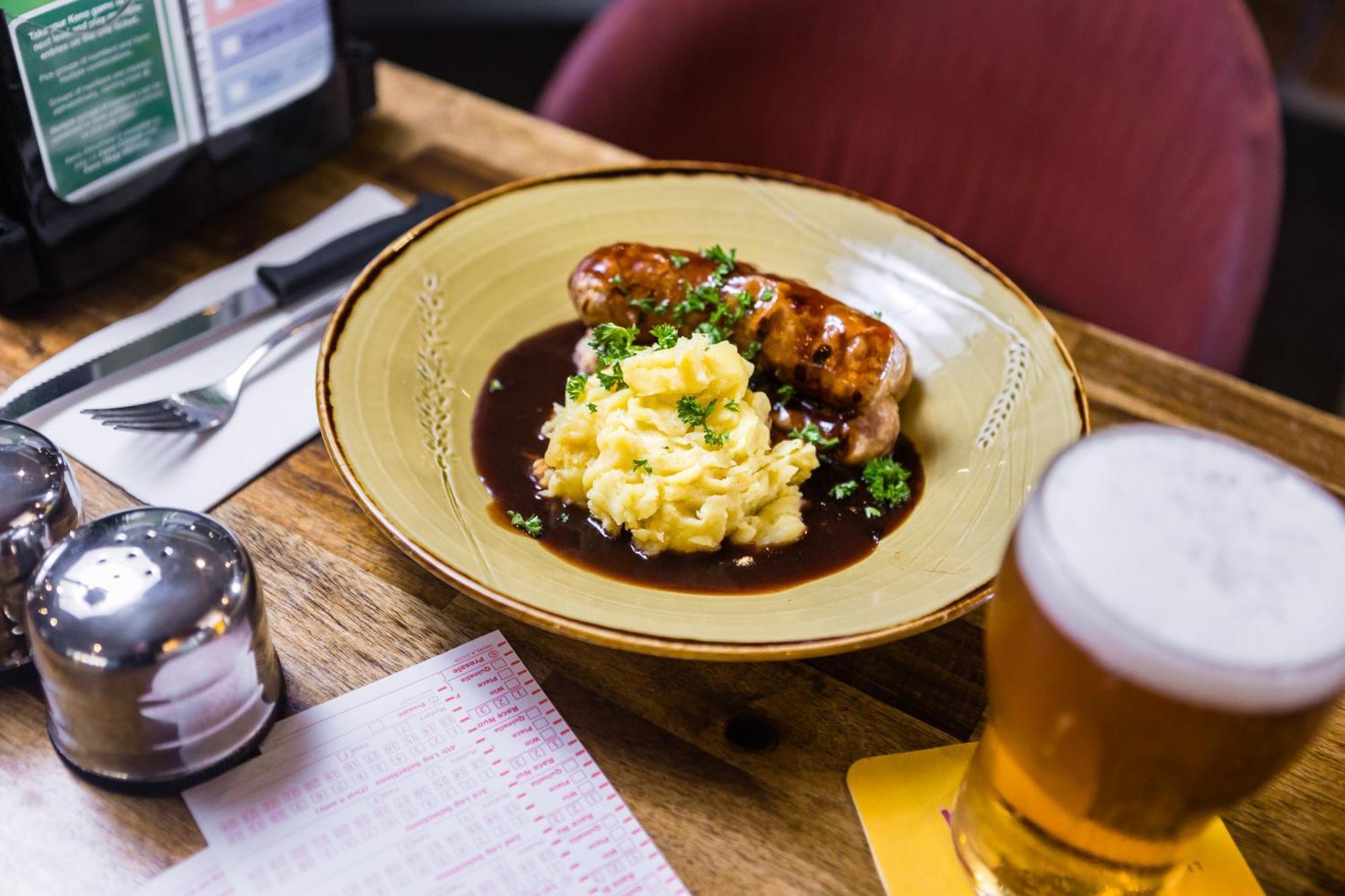 O'Shea'S Royal Hotel グンディウィンディ エクステリア 写真