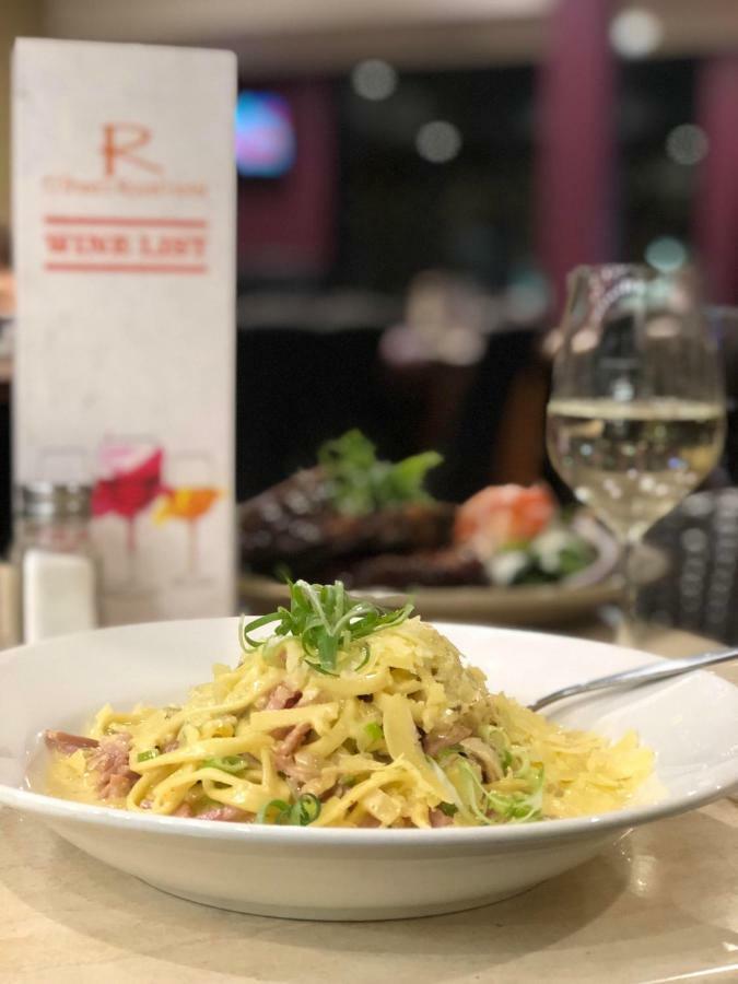 O'Shea'S Royal Hotel グンディウィンディ エクステリア 写真